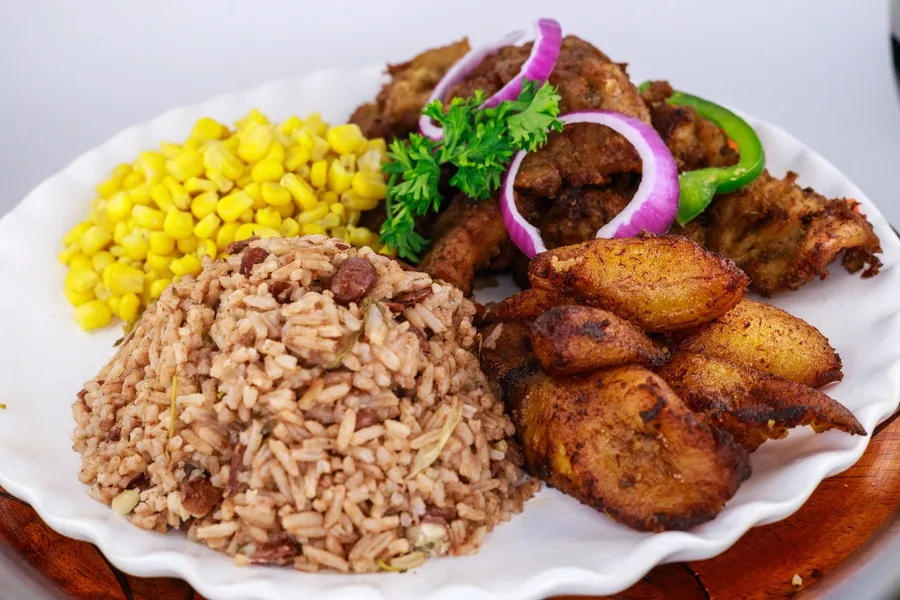 Crispy fried chicken wings with Caribbean seasoning